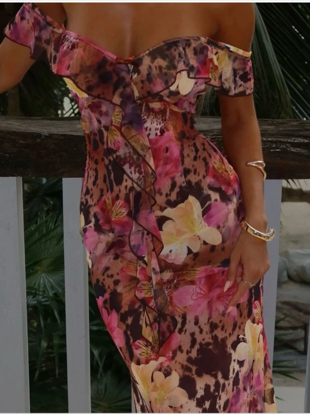 Off-Shoulder Pink Floral Backless Maxi Dress - Picture 3 of 6